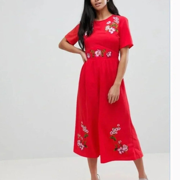 Asos Red Midi Length Jumpsuit Embroidered Floral Short Sleeve Size 6 Women's - Picture 1 of 13